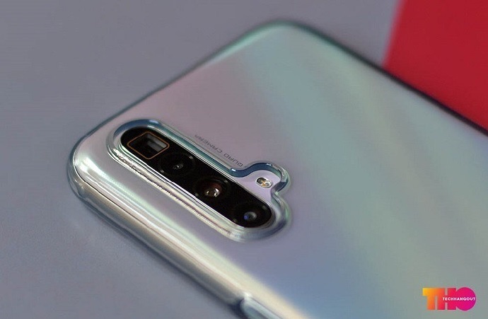 Realme  X3 SuperZoom leaked images 1